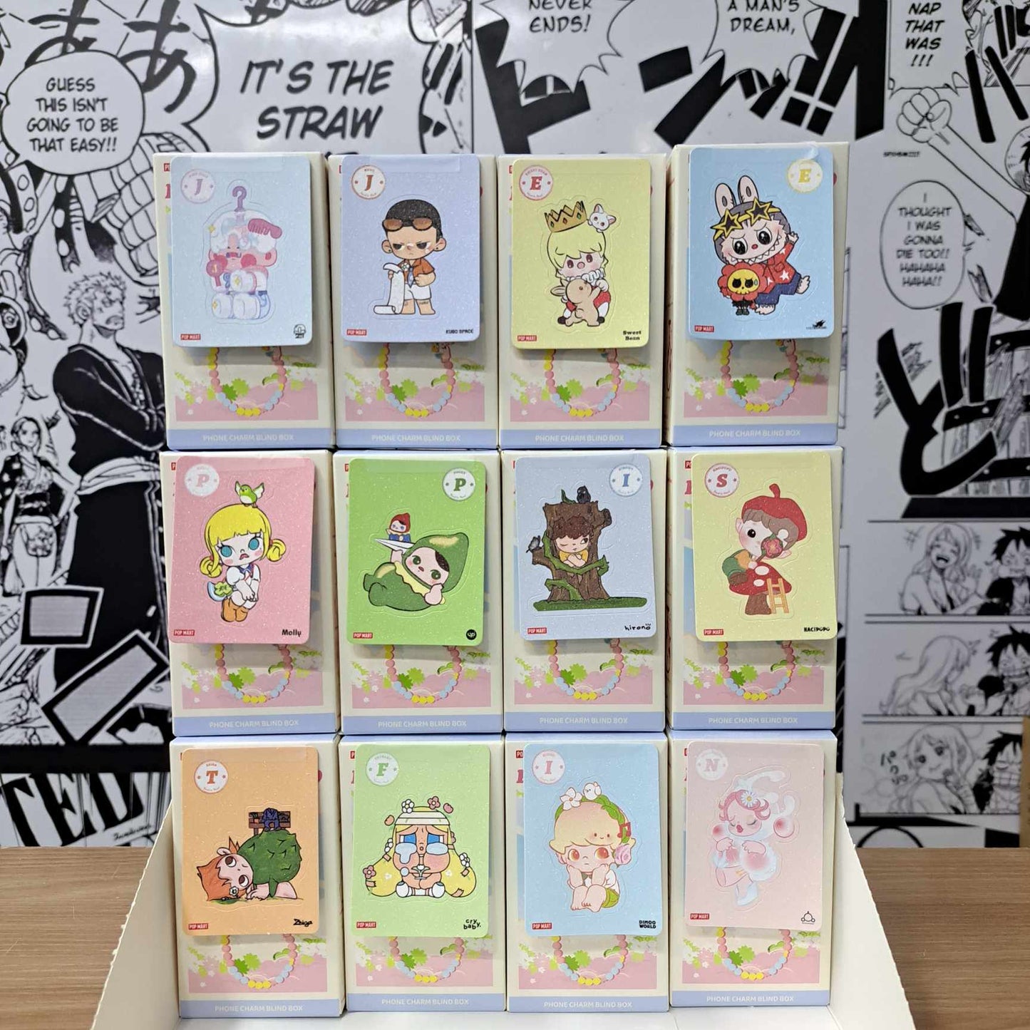 ON HAND Hand in Hand Phone Charms