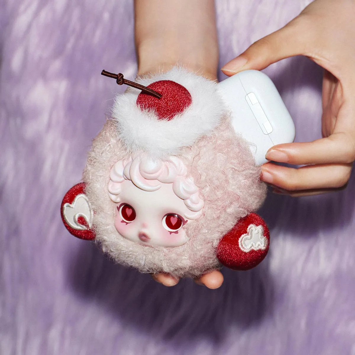 ON HAND Skullpanda Moldy Muffin Earphone Bag/Plush Pendnant